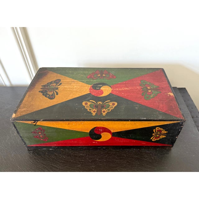 Early 20th Century Set of Three Korean Stackable Sewing Box Covered in Hanji Paper For Sale - Image 5 of 18