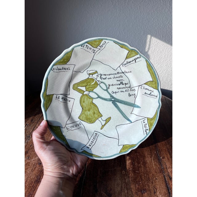 Henriot Quimper Antique 1917 Hr Quimper Assiettes Du Cercle Du Soldat/Circle of the Soldier of the 6th Arrt Faience Plate Anastasie or Anastacia, War Plates For Sale - Image 4 of 9