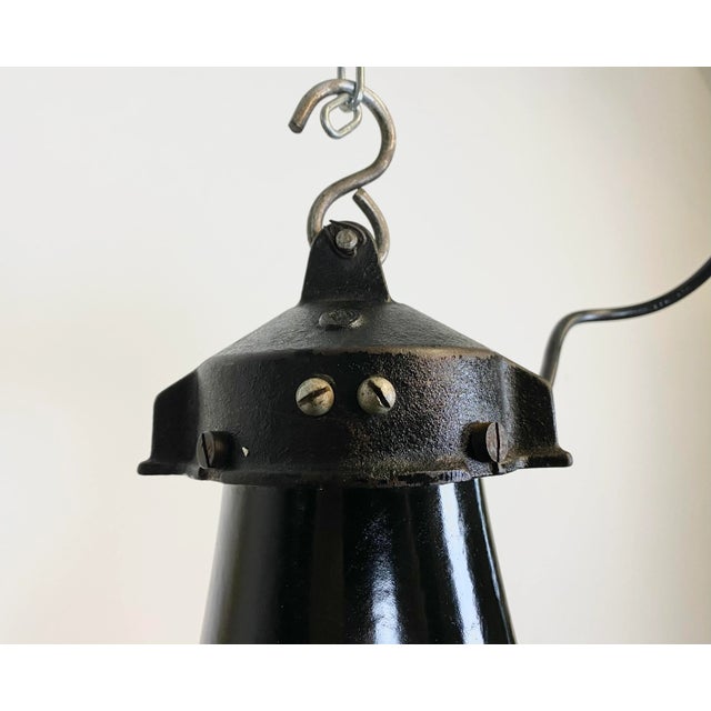 Bauhaus Industrial Bauhaus Black Enamel Pendant Lamp, 1930s For Sale - Image 3 of 12