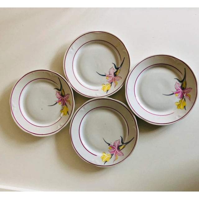 1990's Poland Porcelain "Lily" Pattern Plates- Set of 4 For Sale In New York - Image 6 of 6
