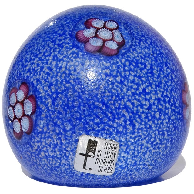 Mid-Century Modern Murano Fratelli Toso Blue Amethyst White Millefiori Flowers Vintage Italian Art Glass Decorative Paperweights - Set of 3 For Sale - Image 3 of 11