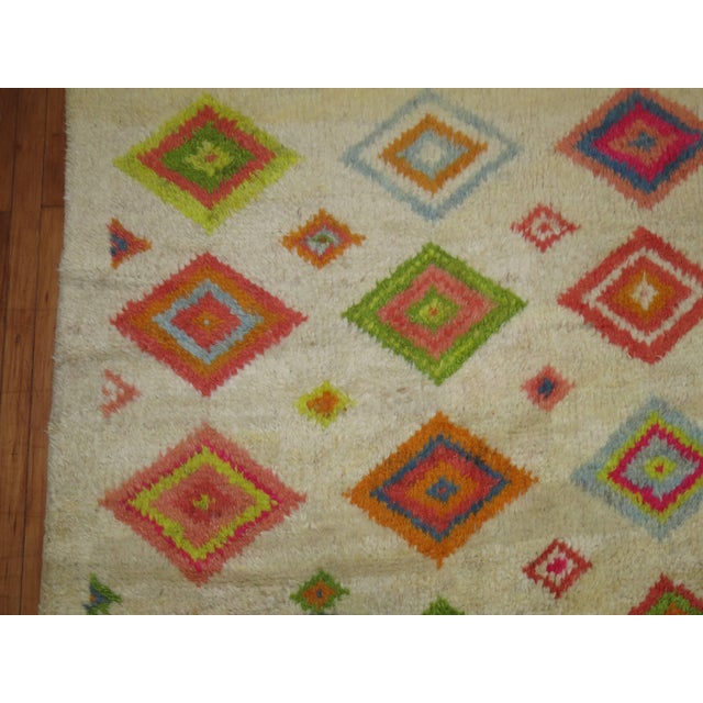 Early 21st Century Large Colorful Turkish Tulu Bohemian Carpet For Sale - Image 5 of 6