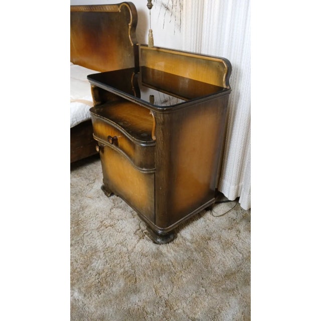 1930s Pair of Art Deco Nightstands For Sale - Image 11 of 13