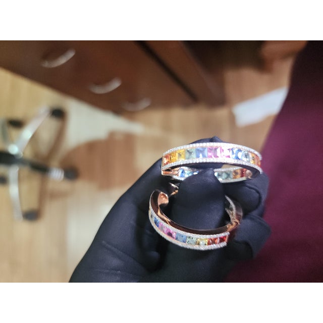 Natural multi sapphire earrings in 18k gold For Sale - Image 13 of 18