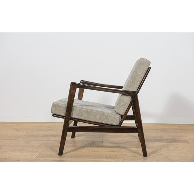 Model 300-139 Chairs from Swarzędz Factory, Poland, 1960s, Set of 2 For Sale - Image 10 of 18