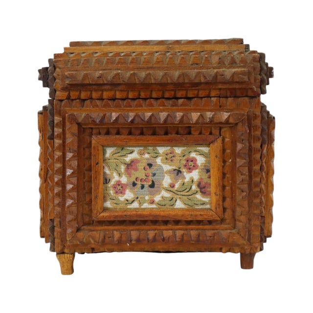 A beautiful vintage tramp art box—suitable for jewelry or trinkets—crafted in belgium during the first half of the 20th...