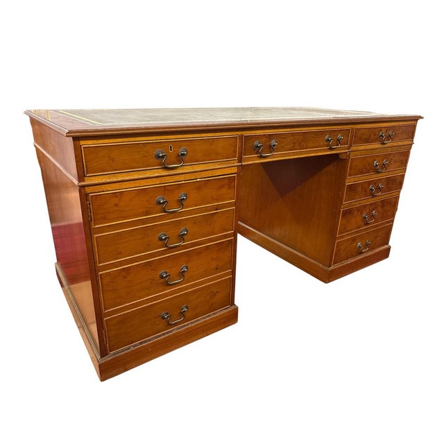 Brown Large Executive Desk in Wood and Leather For Sale - Image 8 of 8