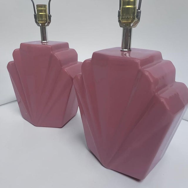Postmodern 1980s Postmodern Deco Scalloped Table Lamps For Sale - Image 3 of 11
