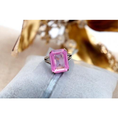 White Gold Ring with Double Band and Ruby For Sale - Image 6 of 9