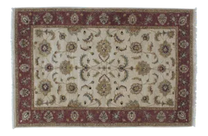 Agra Rug- 6′ × 9′1″