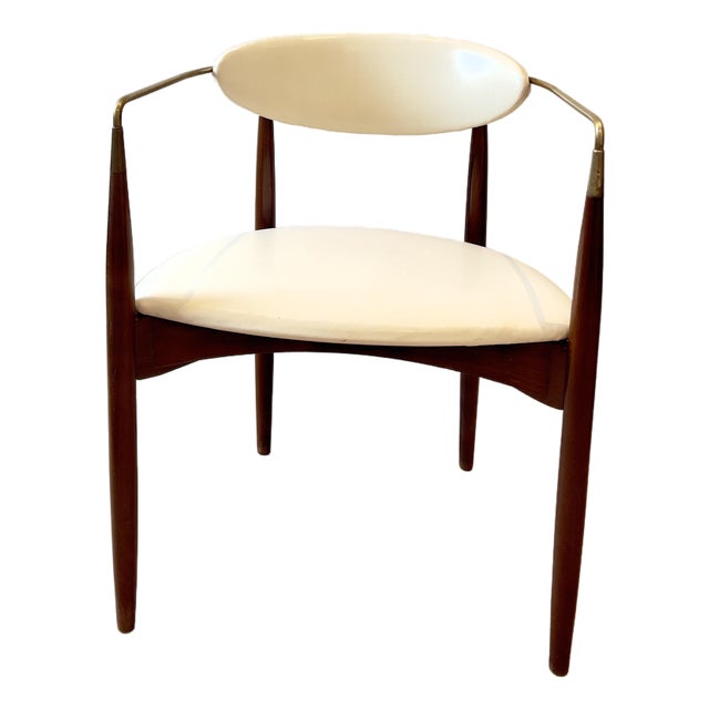 1950s Viscount Chair by Dan Johnson for Selig With Original Parts For Sale