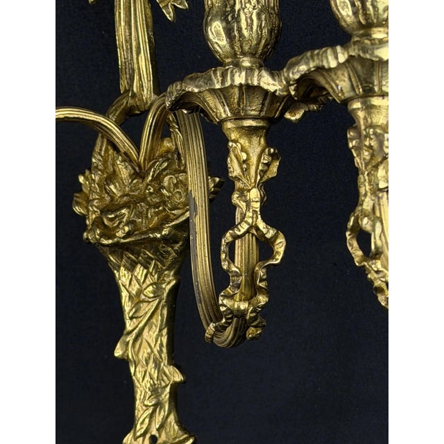 French Louis XVI Gilt Bronze Bow and Flower Basket Wall Sconces, Set of 2 For Sale - Image 6 of 10