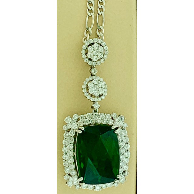 17 Carat Green Tourmaline and 4 Carat Diamond Pendant / Necklace 14 Karat Gold For Sale In New York - Image 6 of 18