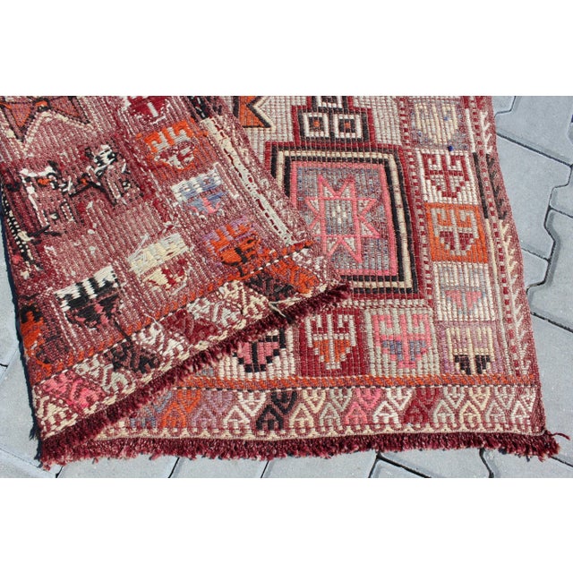 Vintage Turkish Antolian Oriental Nomads Kilim Rug - 48.5"x83.5" For Sale - Image 12 of 13