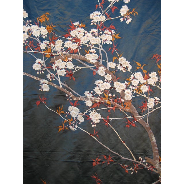 Note this embroidery is done completely out of silk so silk reflect light differently depending position and is hard to...