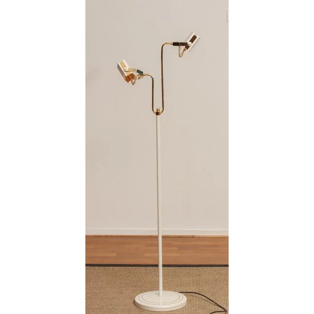 White-Pearl Lacquered Metal and Brass Halogen Floor Lamp, Italy, 1980s For Sale - Image 10 of 10