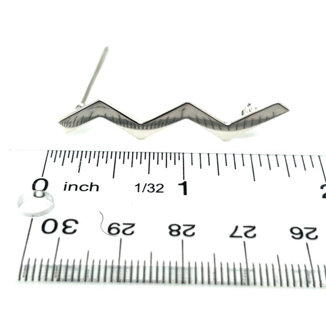 Metal 1990s Tiffany & Co Estate Zigzag Wave Brooch Pin Sterling Silver By Paloma Picasso For Sale - Image 7 of 10