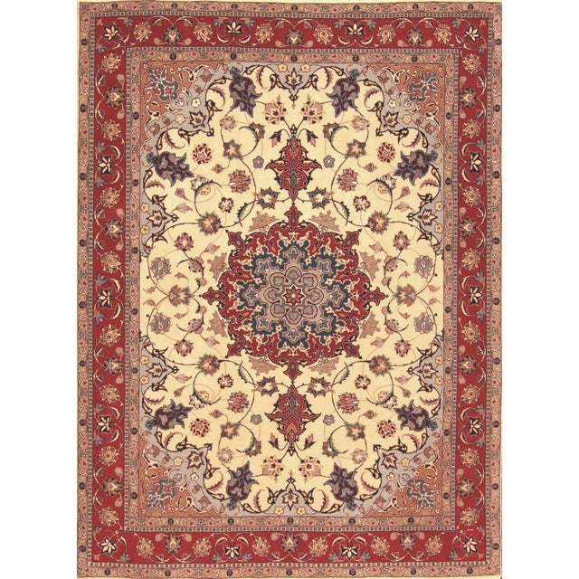 Middle Eastern Rug in Wool For Sale