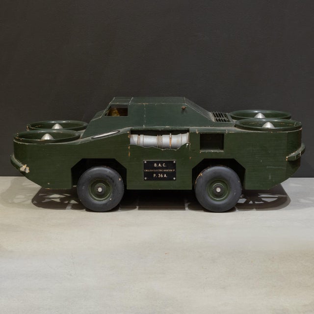 Mid-Century Modern Mid-Century British Military Concept Vehicle Model "Vickers-Armstrong" C.1950 For Sale - Image 3 of 11