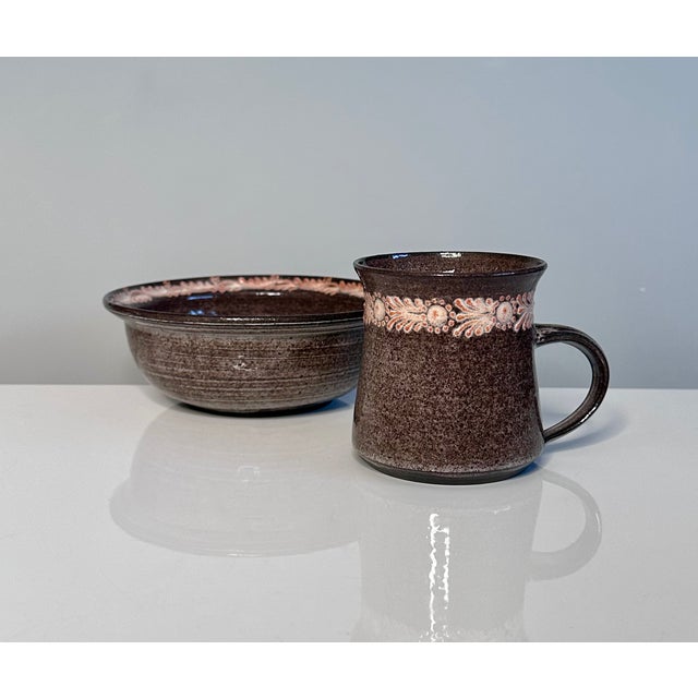 Mid-Century Modern Studio Ceramic Art Cup and Bowl with Floral Decor by Elli & Walter Serocka, Germany, 1970s, Set of 2 For Sale - Image 3 of 17