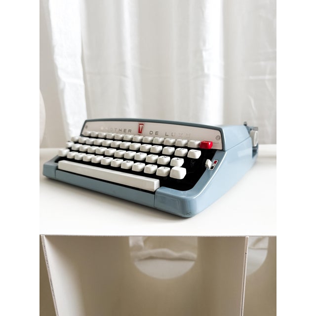 Vintage Typewriter in Light Blue from Brother De Luxe, 1960s For Sale - Image 14 of 18