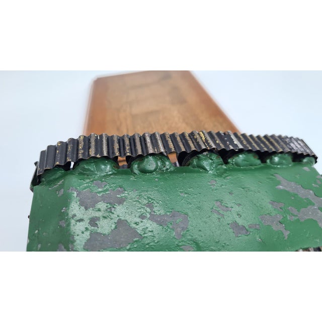 T34 Tank Model in Metal, 1959 For Sale - Image 10 of 15