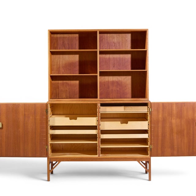 Børge Mogensen Model A232 Mid Century Danish Oak China Cabinet Credenza Hutch For Sale - Image 10 of 10