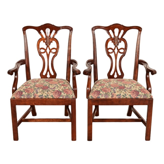 Henredon Georgian Carved Mahogany Armchairs, Pair For Sale