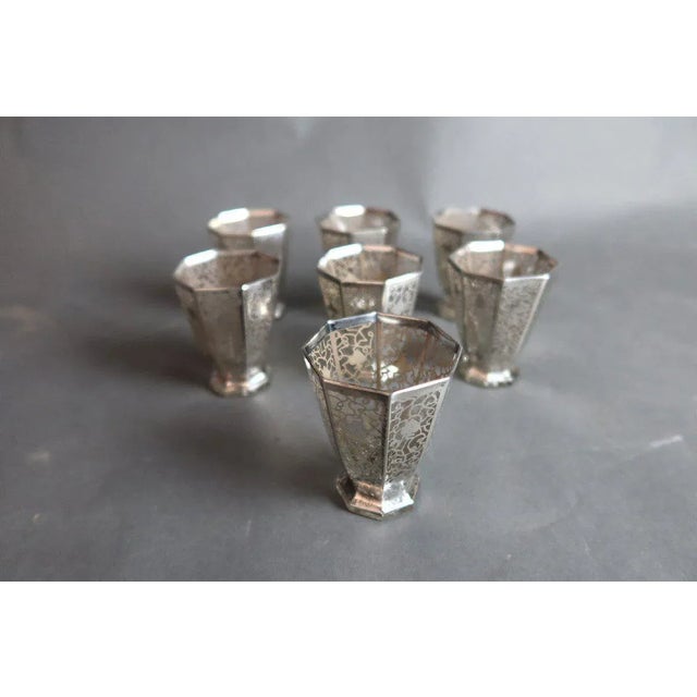 Metal Art Deco Glasses and Carafe in Glass and Silver, Set of 8 For Sale - Image 7 of 12