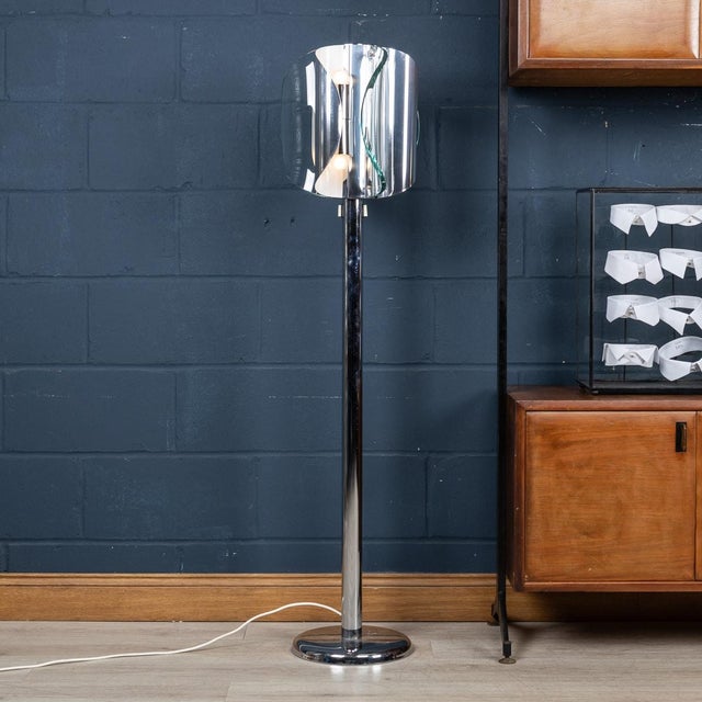 20th Century Italian Chrome & Glass Floor Lamp attributed to to Max Ingrand, 1970 For Sale - Image 17 of 18