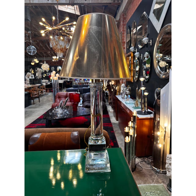 The Mid Century Italian Fully Glass Table Lamp by Seguso from the 1960s is an exquisite lighting fixture showcasing the...