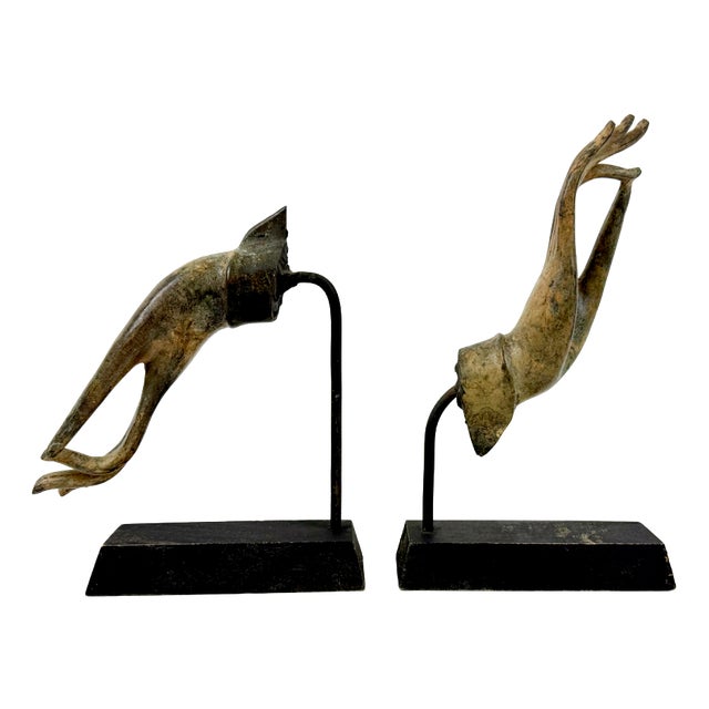 Antique Thai Hand-Mounted Bronze Buddhas on Base, 1900s, Set of 2 For Sale