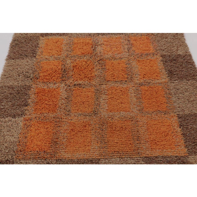 Rug & Kilim Vintage Swedish Rya Rug, Orange and Brown Geometric Checkerboard - Rug & Kilim For Sale - Image 4 of 9