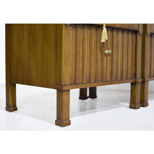 Mid Century Transitional Nightstands by Henredon - A Pair For Sale - Image 13 of 15