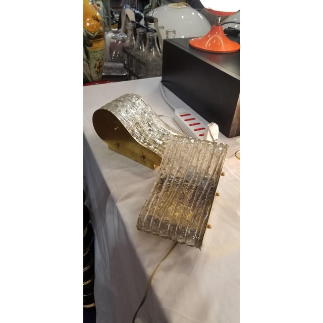 Mid-Century Modern Pair of 1960s Venetian Swirl Glass Sconce For Sale - Image 3 of 7