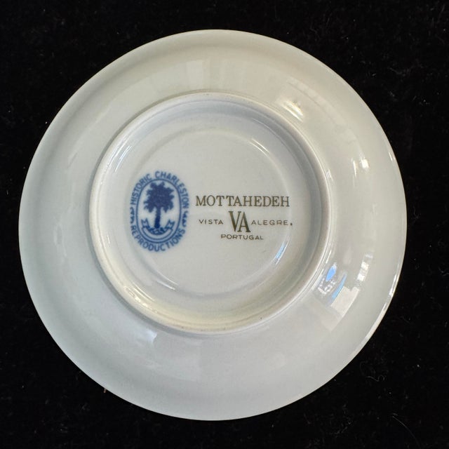 Late 20th Century Mottahedeh Vista Alegre Blue Canton Porcelain Teacup & Saucer Set - 5 Pieces For Sale - Image 10 of 10