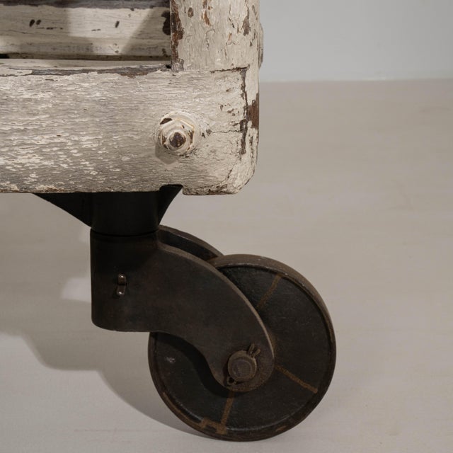 French White Patinated Bakery Rack on Wheels, Antique, France, Early 20th Century For Sale - Image 3 of 10