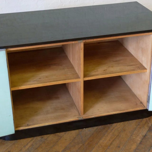 This stunning piece from the Art Deco period still retains its original colour. It is possibly continental and finished in...