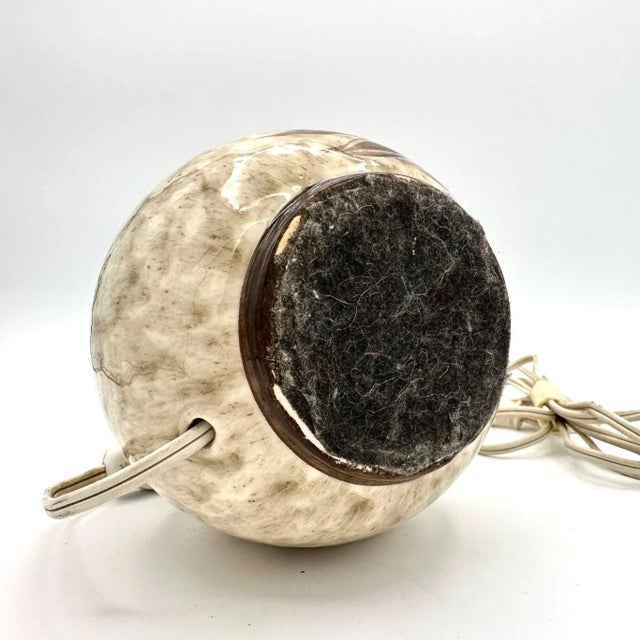 1960s Raymor Bitossi Style Small Hand Painted Italian Ceramic Table Lamp With Drum Shade For Sale - Image 9 of 12