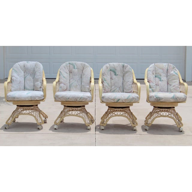 Vintage Russell Woodard Spun Fiberglass 5-Piece Dining Set – Oval Turquoise-Tinted Glass Top Table & 4 Swivel Chairs | Mid-Century Modern For Sale - Image 13 of 18