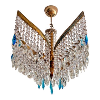 1960s Mid-Century Modern Crystal Chandelier With Aqua Blue Drops - Solid Brass Leaf Design Lighting - Rewired & Working⁠ For Sale