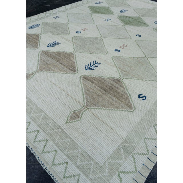 Modern Handmade Rug 10'6" x 13'11" #17168 For Sale - Image 4 of 8