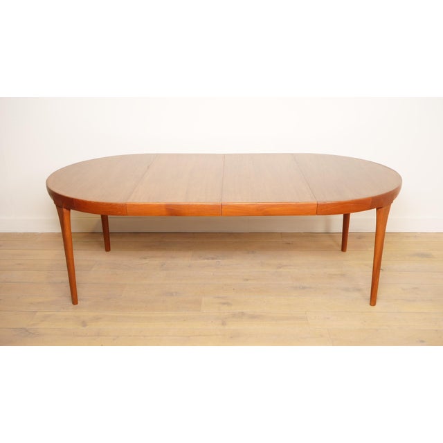 Vintage Round Dining Table in Teak, 1950s For Sale - Image 18 of 18