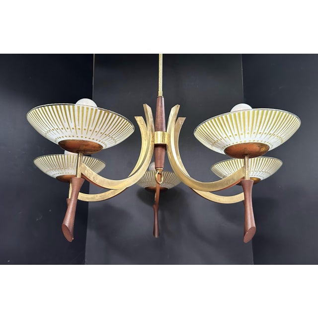 Wood 1960s Midcentury Modern Wood and Brass 5-Light Chandelier With Starburst Shades For Sale - Image 7 of 12