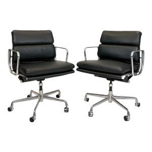 Pair of Eames Aluminum Group Soft Pad Management Chairs by Herman Miller - Black Leather