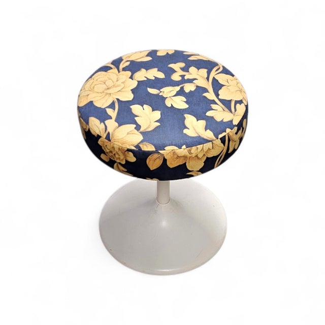 3 x Lusch stool / 1970s 3 x Lusch stool / 1970s Height 50 Depth 40 Width 40 cm