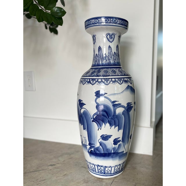 Vintage Hand-Painted Chinoiserie Floor Vase With Blue & White Floral and Avian Motif For Sale In Houston - Image 6 of 12