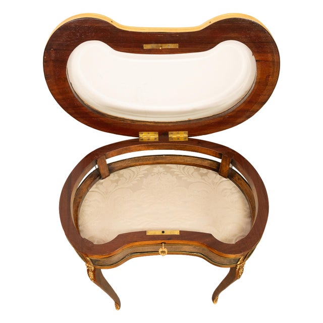 Antique 19thC French Louis XV Ormolu & Walnut Bijouterie Jewelry Table Vitrine, 1880 For Sale - Image 12 of 15