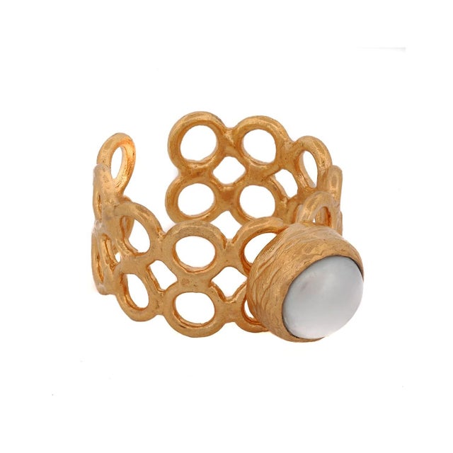 Contemporary Delicate Gold & Pearl Adjustable Ring, Size 4 For Sale - Image 3 of 9