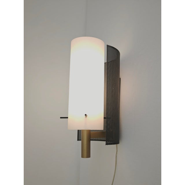Opal Glass, Brass and Black Enamelled Metal Wall Lamp in the style of Stilnovo, Italy, 1960s For Sale - Image 10 of 18